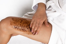 Legs Scrub &amp; Massage